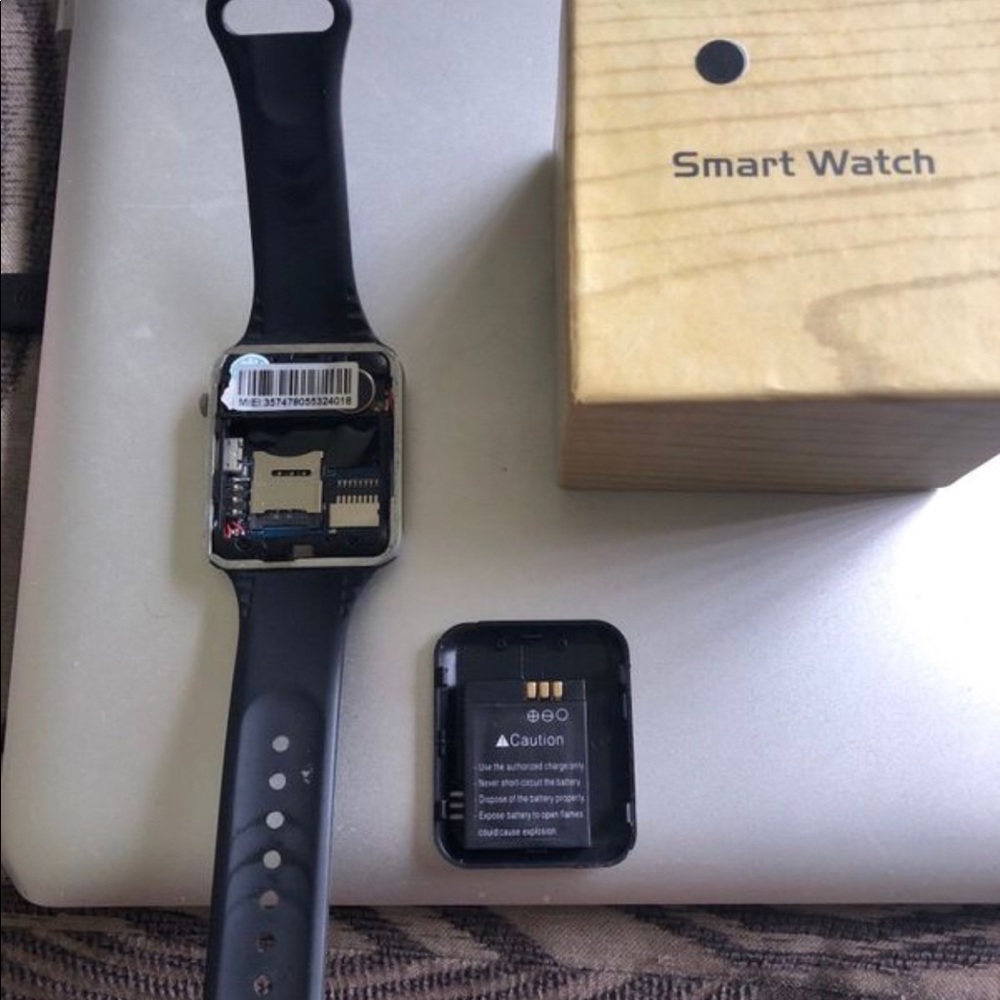 Smart Watch - Picture 2 of 2